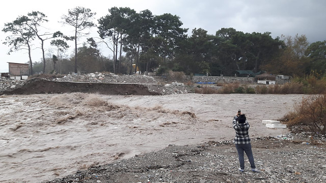 Antalya sets Turkey’s daily rainfall record