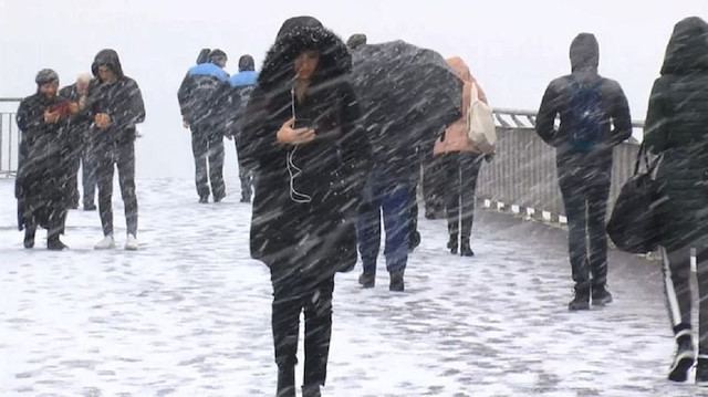 İstanbul için karla karışık yağmur uyarısı