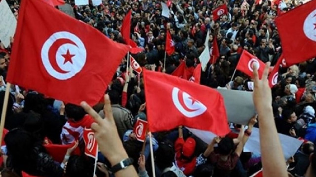 "موسم" الاحتجاجات بتونس.. هل يخرج عن السيطرة؟