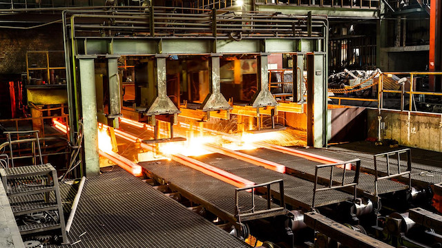 ABD'nin demir çelik sektörüne ek vergi kararı mahkemeden döndü.