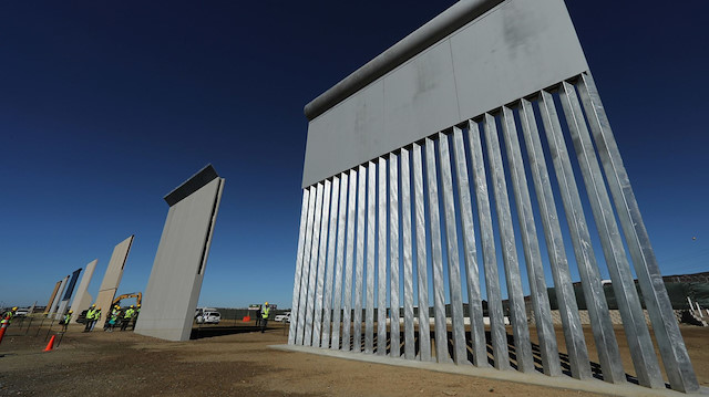 ABD, Meksika sınırına duvar inşa ediyor. 