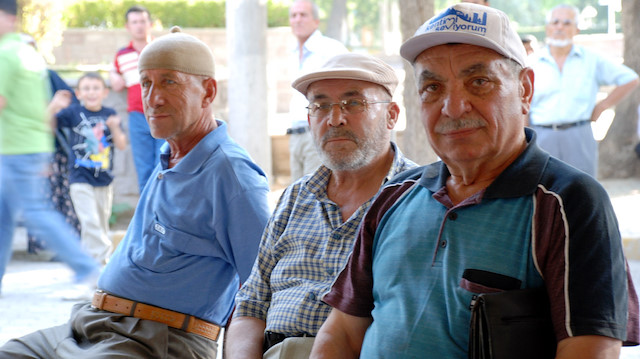 2036 yılından itibaren emekli olabilme yaşı kademeli olarak yükselecek.