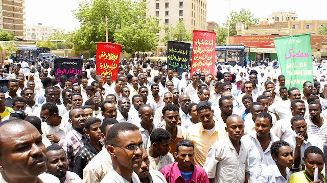 Sudan'daki protestolar sırasında 22 kişi hayatını kaybetti