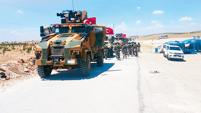 8 binden fazla Mehmetçik ve Özgür Suriye Ordusu askerleri, hududun sıfır noktasına intikal etti. 