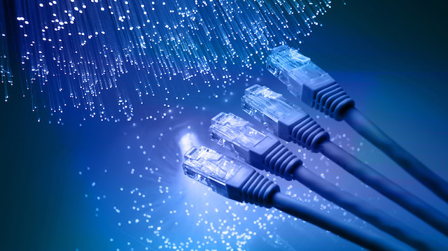 Yüksek hızlı internet paketlerinin kontrat süreleri 24 aydan 12 aya indirilecek.