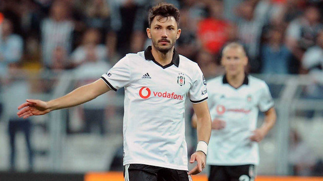 Beşiktaş'ta kadro dışı bırakılan Tolgay Arslan bu sezon siyah-beyazlı formayla çıktığı 16 maçta 1 gol attı.