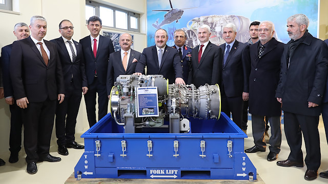 Mustafa Varank tests new engine for the country’s new nationally developed helicopter