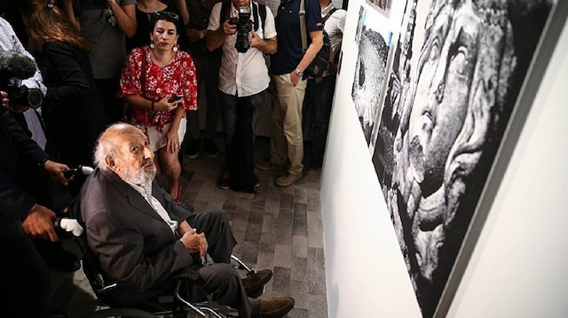 Ara Güler kendisi için açılan müzenin açılışında.