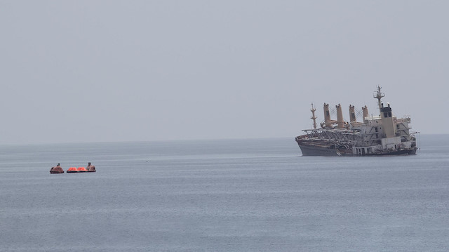 Batan gemiye ilk müdahaleyi Sahil Güvenlik Komutanlığı'na bağlı ekipler yaptı. Fotoğraf: Arşiv.