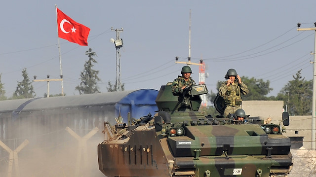 Türk askeri unsurlarının Suriye sınırına sevkıyatı devam ediyor.