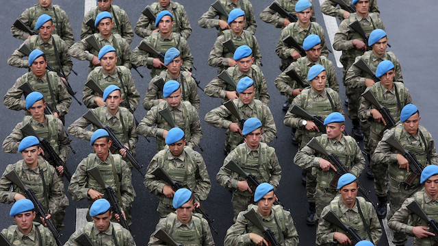 Kuzey Kıbrıs’ta yaklaşık 30 bin Türk askeri bulunuyor.