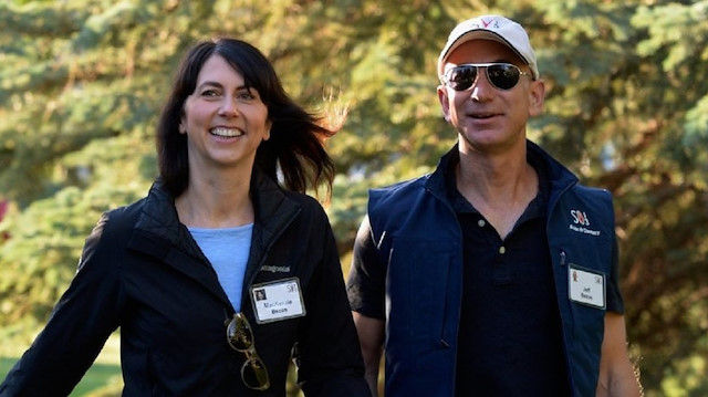 Amazon'un Üst Yöneticisi Jeff Bezos ve eşi MacKenzie Bezos