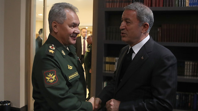 Milli Savunma Bakanı Hulusi Akar, Rusya Savunma Bakanı Sergey Şoygu