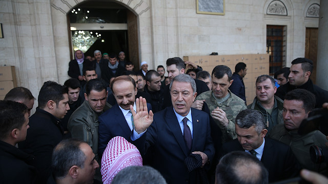 Hulusi Akar cuma namazını Şanlıurfa Dergah Camiinde kıldı