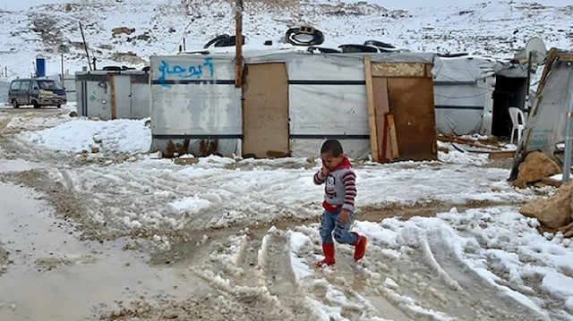 حملة تركية لإغاثة اللاجئين السوريين بلبنان من البرد