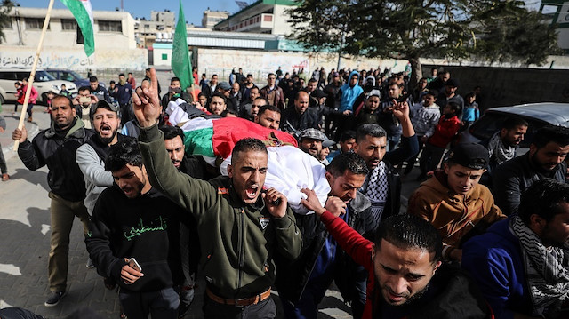  تشييع جثمان فلسطينية استشهدت برصاص الاحتلال في غزة