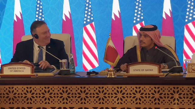 Pompeo Katar'ın başkenti Doha'da mevkidaşı Şeyh Muhammed bin Abdurrahman Al Sani ile bir araya geldi