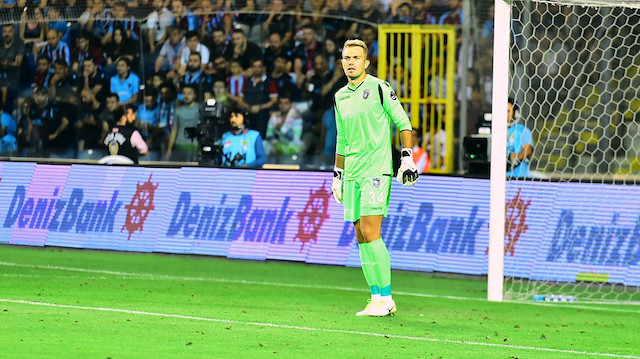 Ligin ilk yarısında kalesinde sadece 8 gol gören Mert Günok, 11 maçta ise kalesini gole kapatmayı başardı.