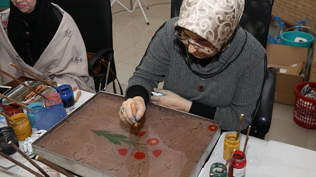 Turkey's embassy in Islamabaad inaugurates  a workshop for the traditional Turkish art of marbling