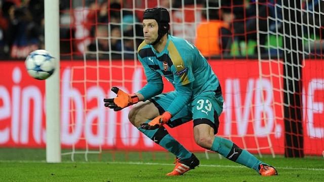 Arsenal goalkeeper Petr Cech