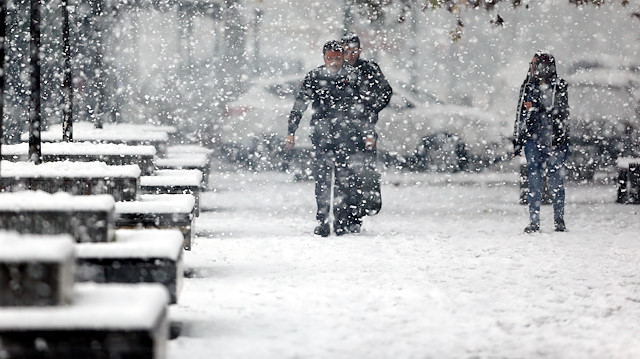 Meteorolojiden Ankara ve bazı illere kar yağışı uyarısı yapıldı. 