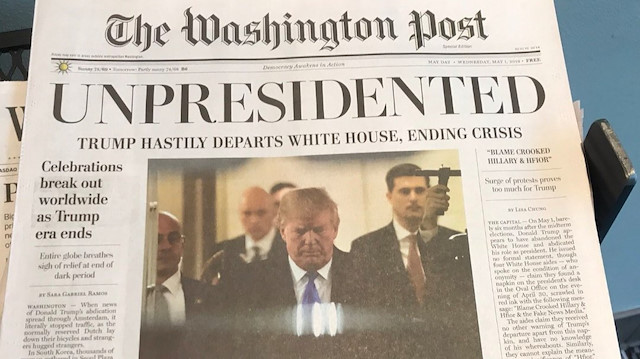 Sahte Washington Post nüshasında, 'emsalsiz' anlamına gelen 'unprecedented' sözünü çağrıştırır şekilde 8 sütuna manşet büyük harflerle 'unpresidented' yani 'başkansız' yazıyor.