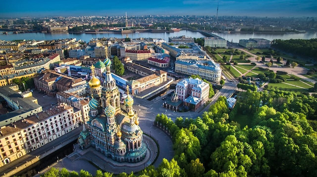 St Petersburg - Rusya ile Türkiye arasındaki ticaret hacminin 100 milyar dolara çıkarılması hedefleniyor.