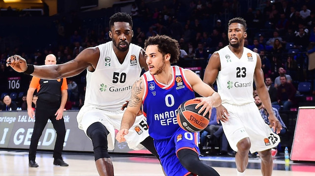 Euroleague: Anadolu Efes beats Darüşşafaka