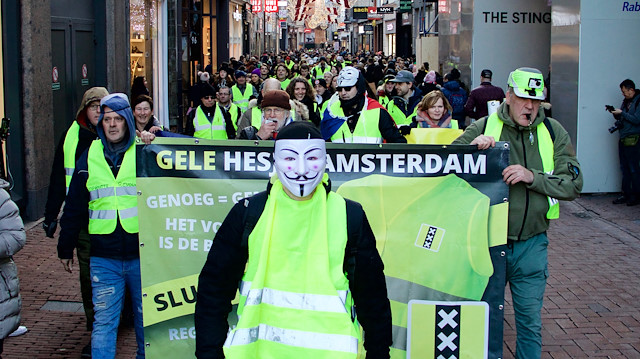  "السترات الصفراء" في هولندا تتظاهر في 16 مدينة