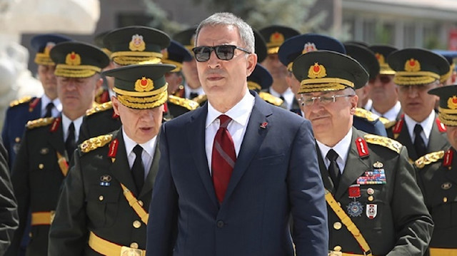 وزير الدفاع التركي: قواتنا مستعدّة لـ منبج وشرق الفرات