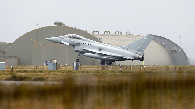 ABD'den sonra İngiltere'den Irak ve Suriye hamlesi: Savaş uçaklarının sayısını azaltıyor