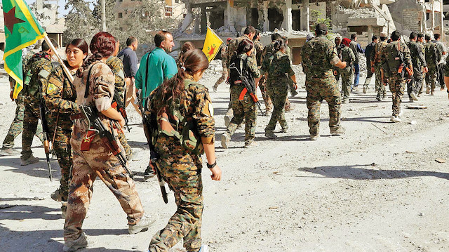 Rakka, terör örgütü PKK/YPG'nin işgali altında bulunuyor.
