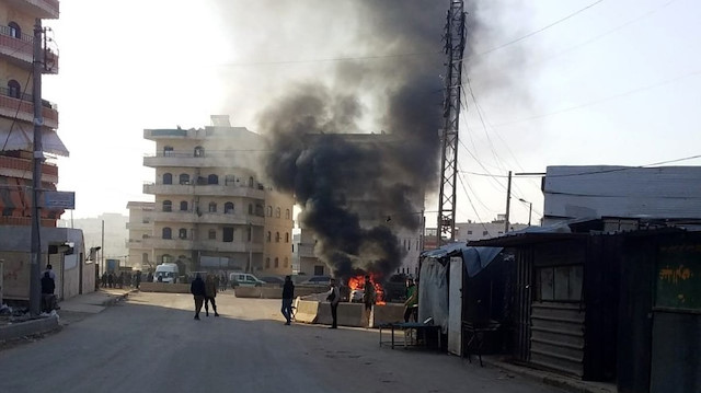 Afrin'de bomba yüklü araç infilak etti.