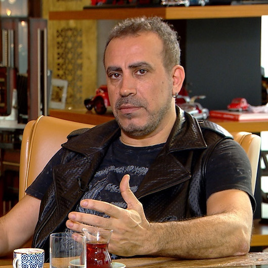 Haluk Levent isyan etti: Leşsiniz