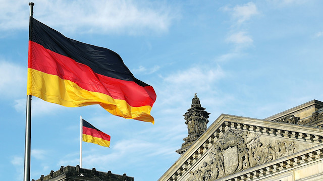 Almanya bayrağı.