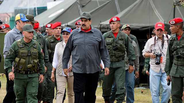Venezuela Silahlı Kuvvetleri’nden Maduro’ya destek