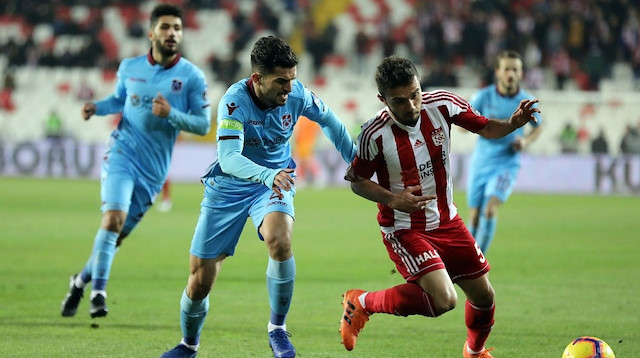 Trabzonspor, Sivas deplasmanından 1-1'lik beraberlikle ayrıldı.
