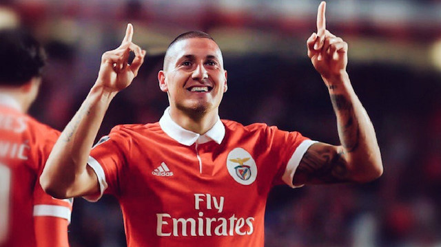 Castillo'nun Benfica ile 2023 yılına kadar sözleşmesi bulunuyor.