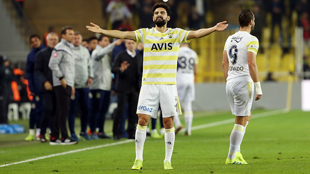 Mehmet Ekici Yeni Malatyaspor maçında 2 gol atarak yıldızlaştı.
