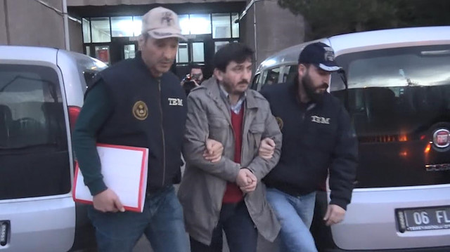FETÖ'nün Azerbaycan yapılanmasında üst düzey yönetici olduğu belirlenen, kapatılan Zaman Gazetesi'nin Azerbaycan'daki matbaasının sahibi İbrahim Eker tutuklandı.