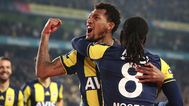 Fenerbahçe, Göztepe'yi Ülker Stadı'nda Ayew ve Moses'in golleriyle 2-0 yendi.