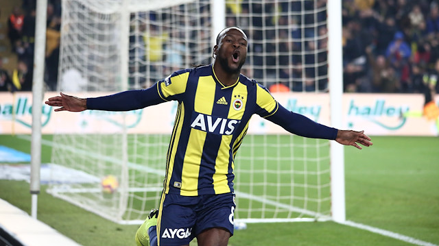 Victor Moses büyüledi