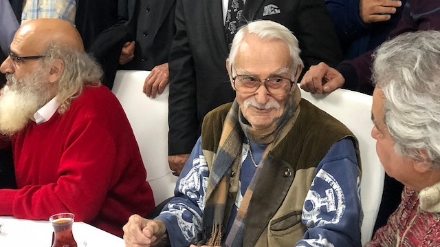 92 yaşındaki usta oyuncu Eşref Kolçak