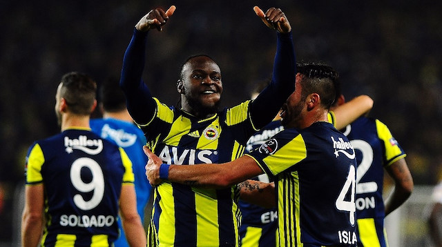 Moses, Fenerbahçe formasıyla ilk golünü Göztepe karşısında kaydetti.