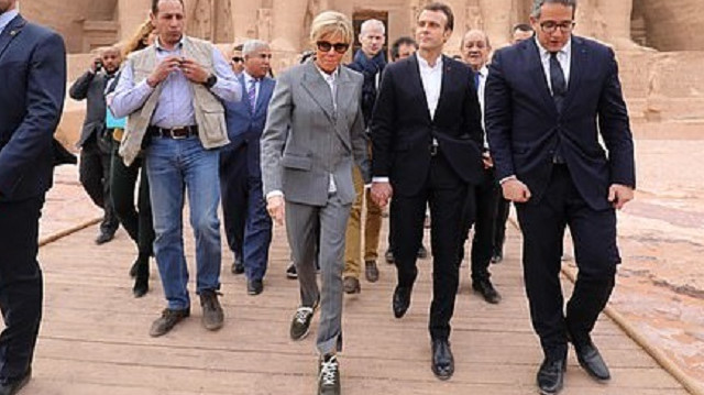 Fransa Cumhurbaşkanı Emmanuel Macron ve eşi Brigitte Macron, Mısır'ı ziyaret etmişti. (Fotoğraf: AFP) 