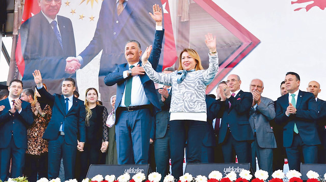 Hamit Tuna ve 13 ilçe belediye başkan adayı, birlik ve beraberlik mesajı verdi.