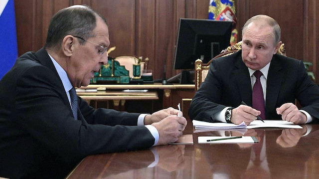  Vladimir Putin ve Sergey Lavrov
