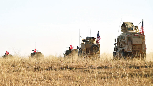 Türk Silahlı Kuvvetleri ve ABD ordusu, bölgede ortak devriye faaliyetleri yürütüyor.