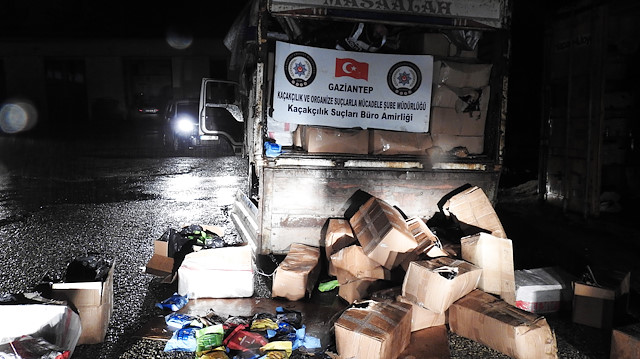 Polis operasyonda  7 ton 375 kg nargile tütünü ele geçirdi