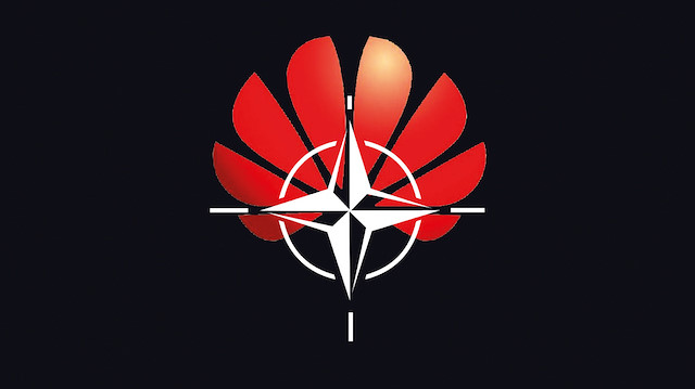 Huawei ve NATO logoları